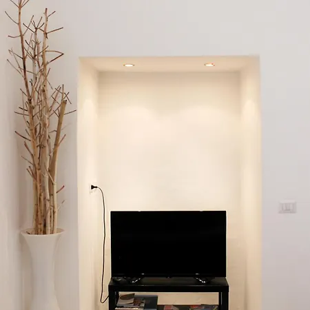 Апартаменты Center House- Corso Vittorio Emanuele- 2 Camere- Vicino Stazione