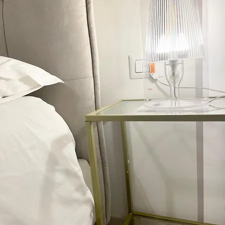 Апартаменты Center House- Corso Vittorio Emanuele- 2 Camere- Vicino Stazione