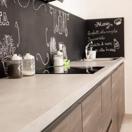 Апартаменты Center House- Corso Vittorio Emanuele- 2 Camere- Vicino Stazione *